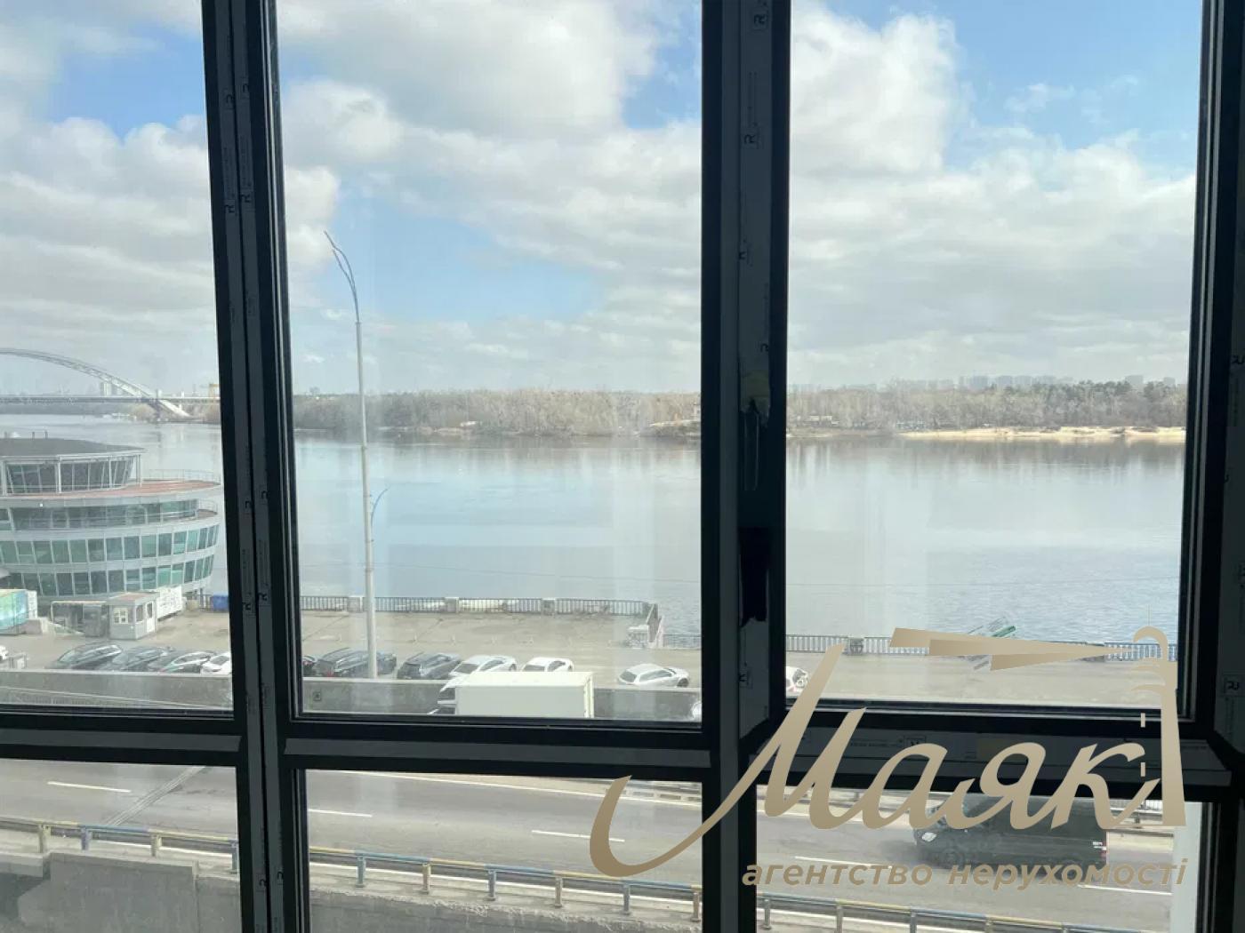 Продаж 3-кімнатної квартири ЖК Іллінський, вул. Набережно-Хрещатицька