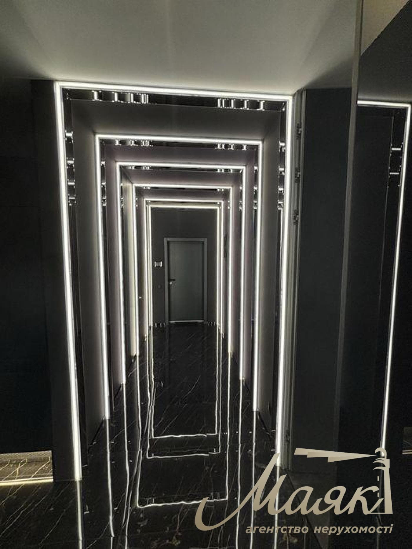 Продаж 2-кімнатної квартири у ЖК Royal Tower, 65 кв. м, Центр, вул. Саксаганського, 37К