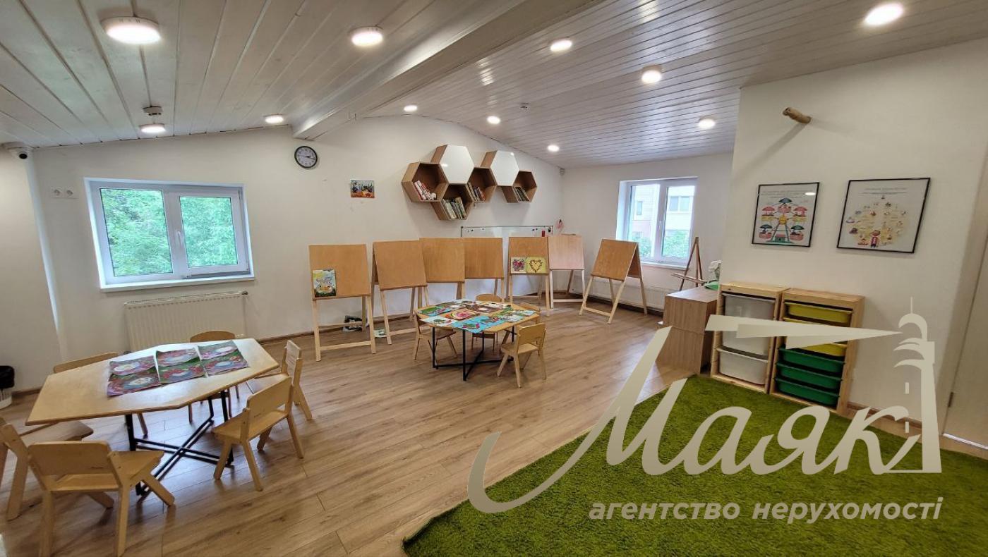 Продажа Коммерция 415м2/ ул. Караваева, Караваевы дачи, г. Киев