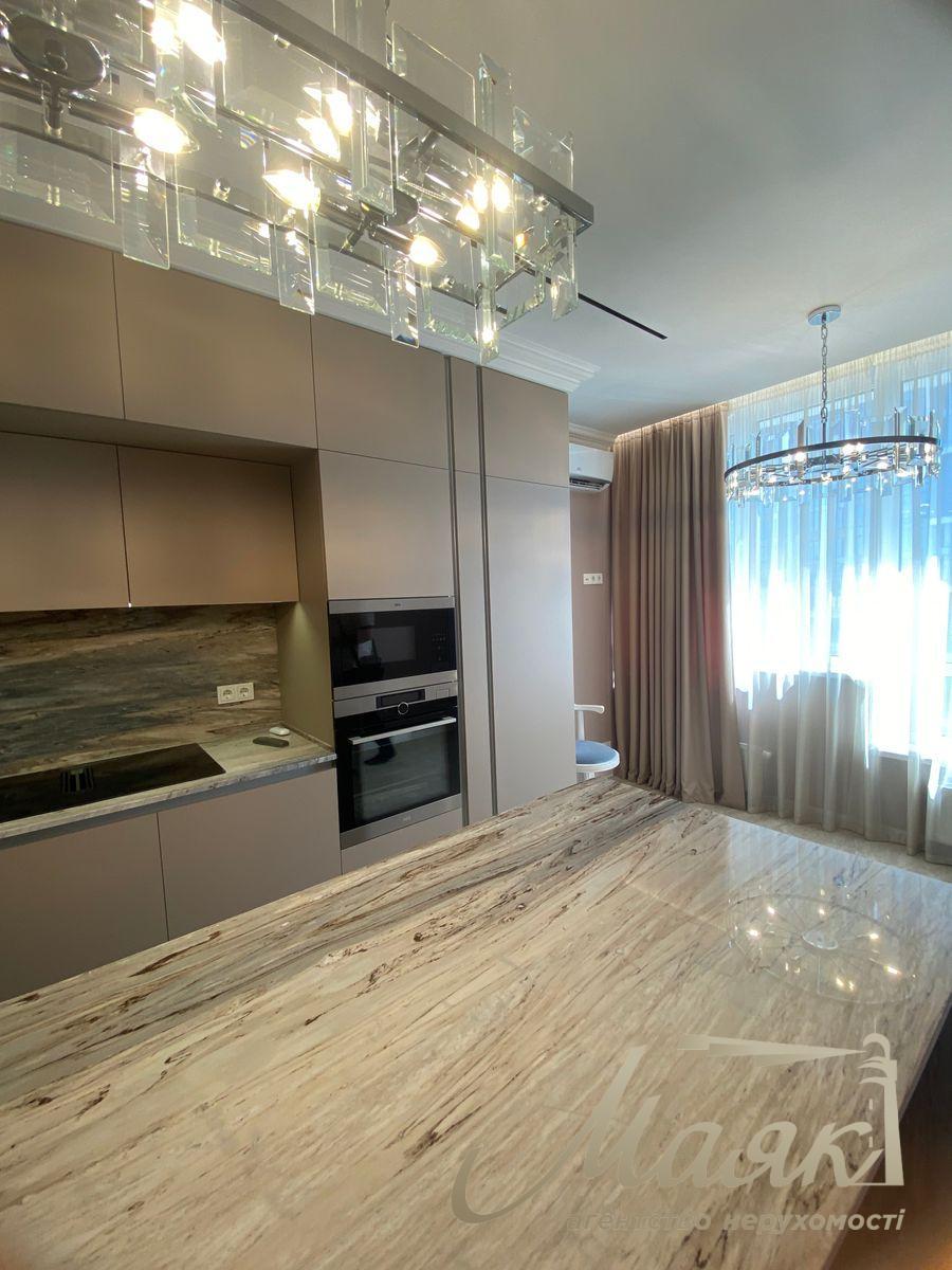 Продажа 4-х комнатной квартиры в ЖК Новопечерская Вежа