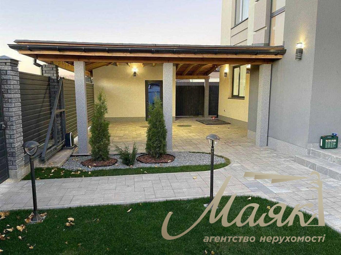 Продаж 2х-поверхового будинку (150м2) с.Гатне