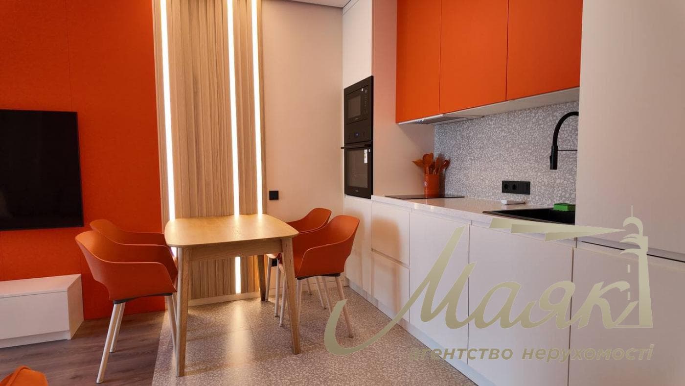2-room apartment for sale, 40 m², Slavutich Residential Complex.
