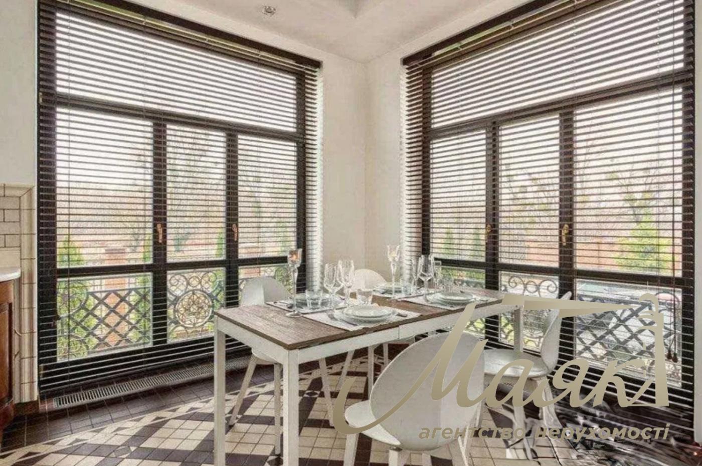 Аренда резиденции возле заповедника 430м2 в г.Киев,Козин/Конча-Заспа,Жуков остров