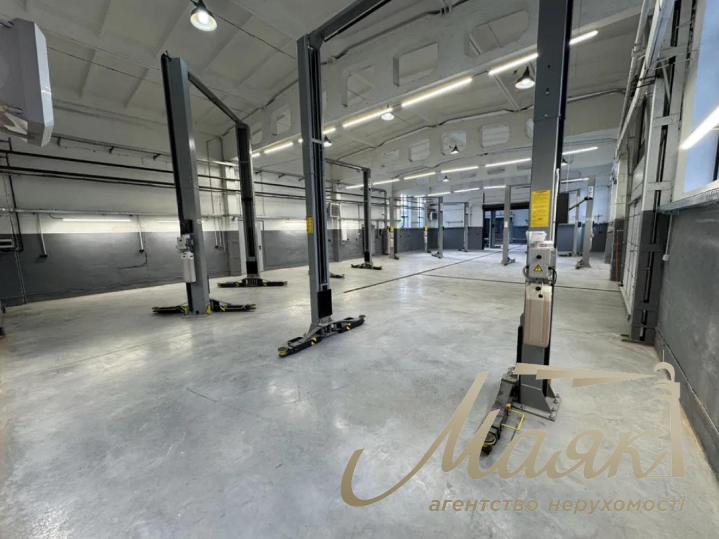 Оренда приміщення під СТО 501,5 м² на вул. Бориспільська,