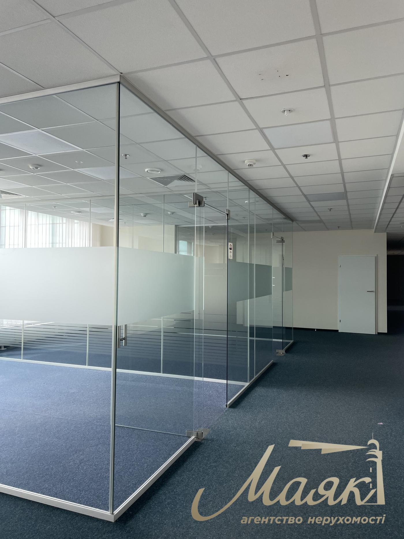 Office for rent 1150m2, SP Hall Business Center, 28A Stepana Bandery St.