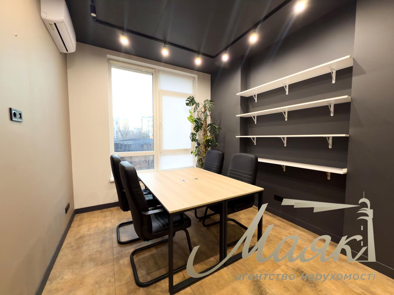 Оренда офісу 80м2 в ЖК Кадорр, Олімпійська
