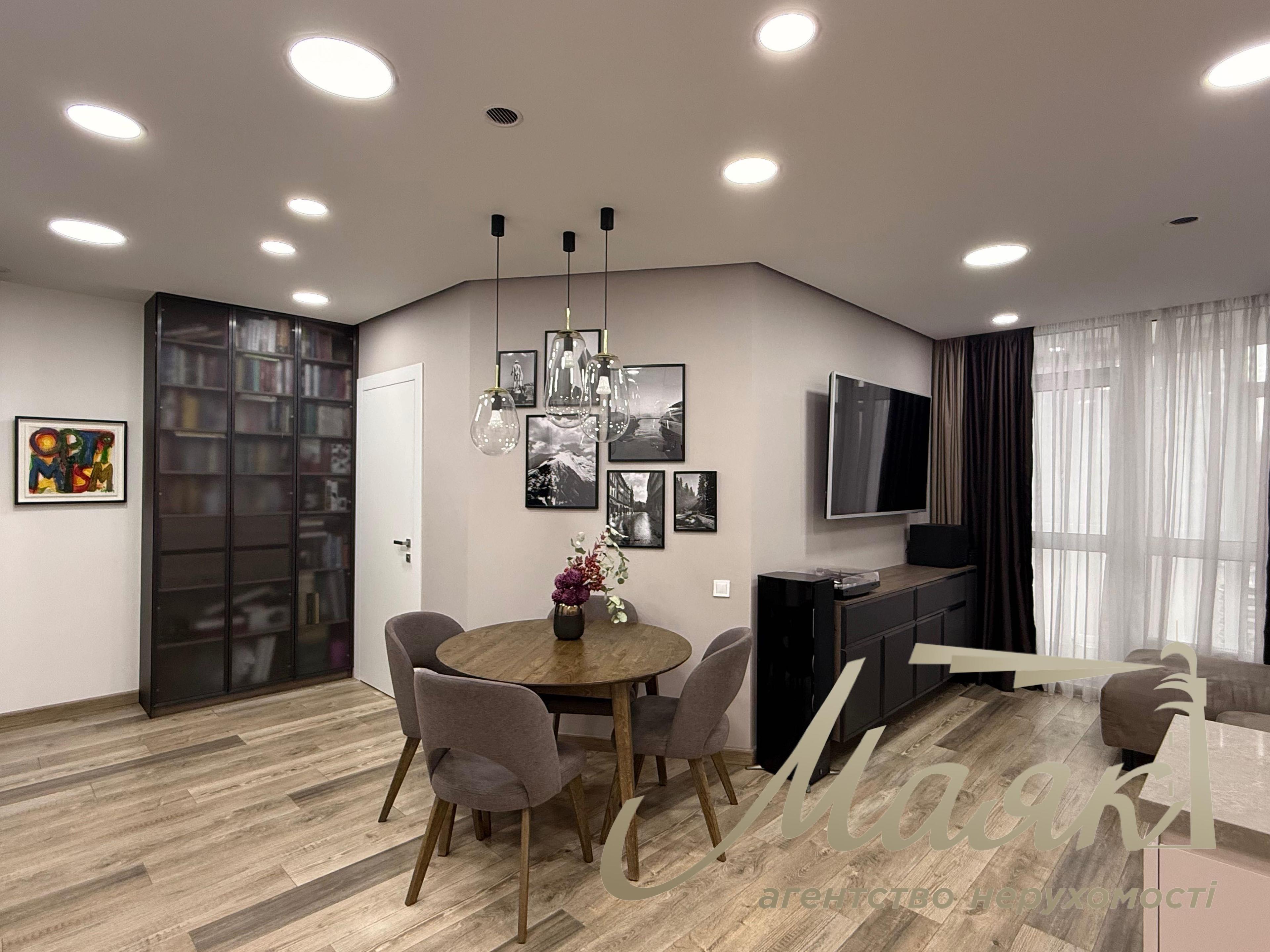 Продажа 3к. квартиры в ЖК Французкий квартал 2, ул. Маккейна, Печерский район