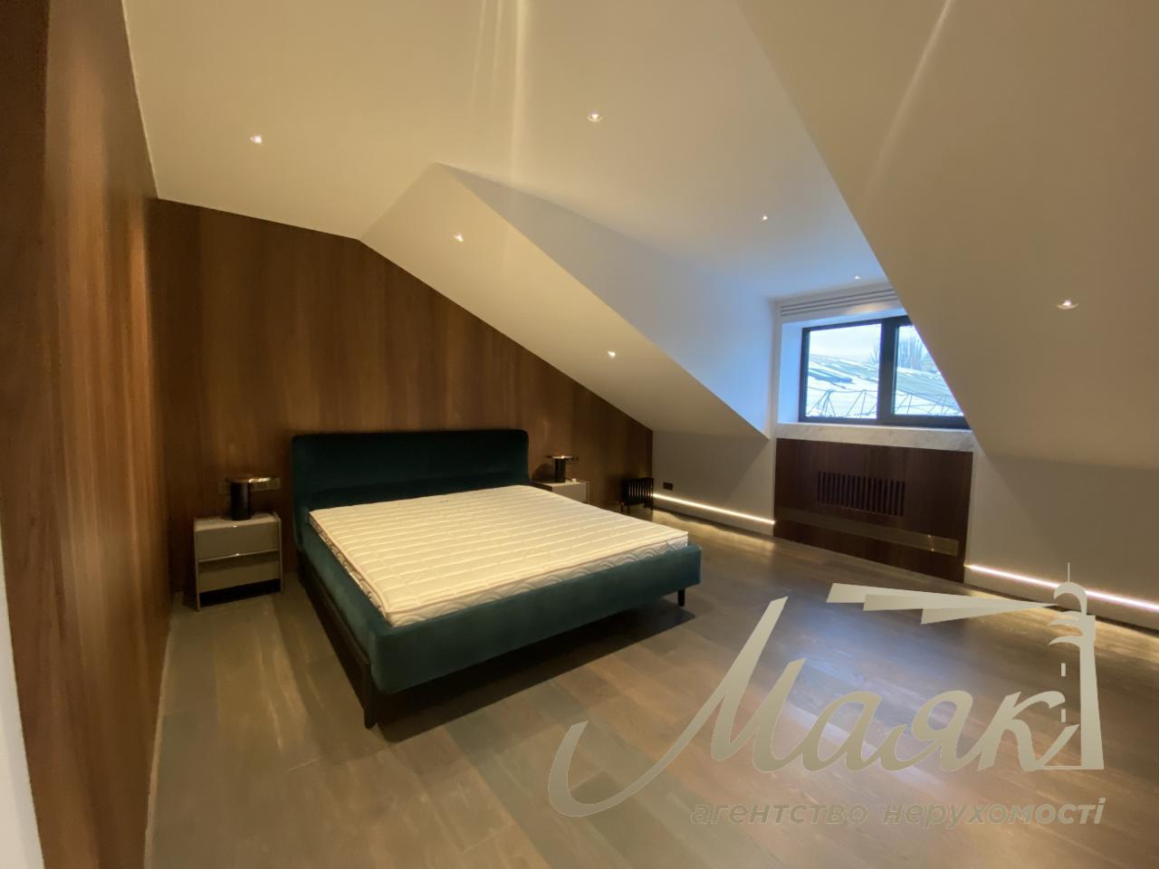 Продажа  апартаментов в историческом центре ул. Богомольца 278м2