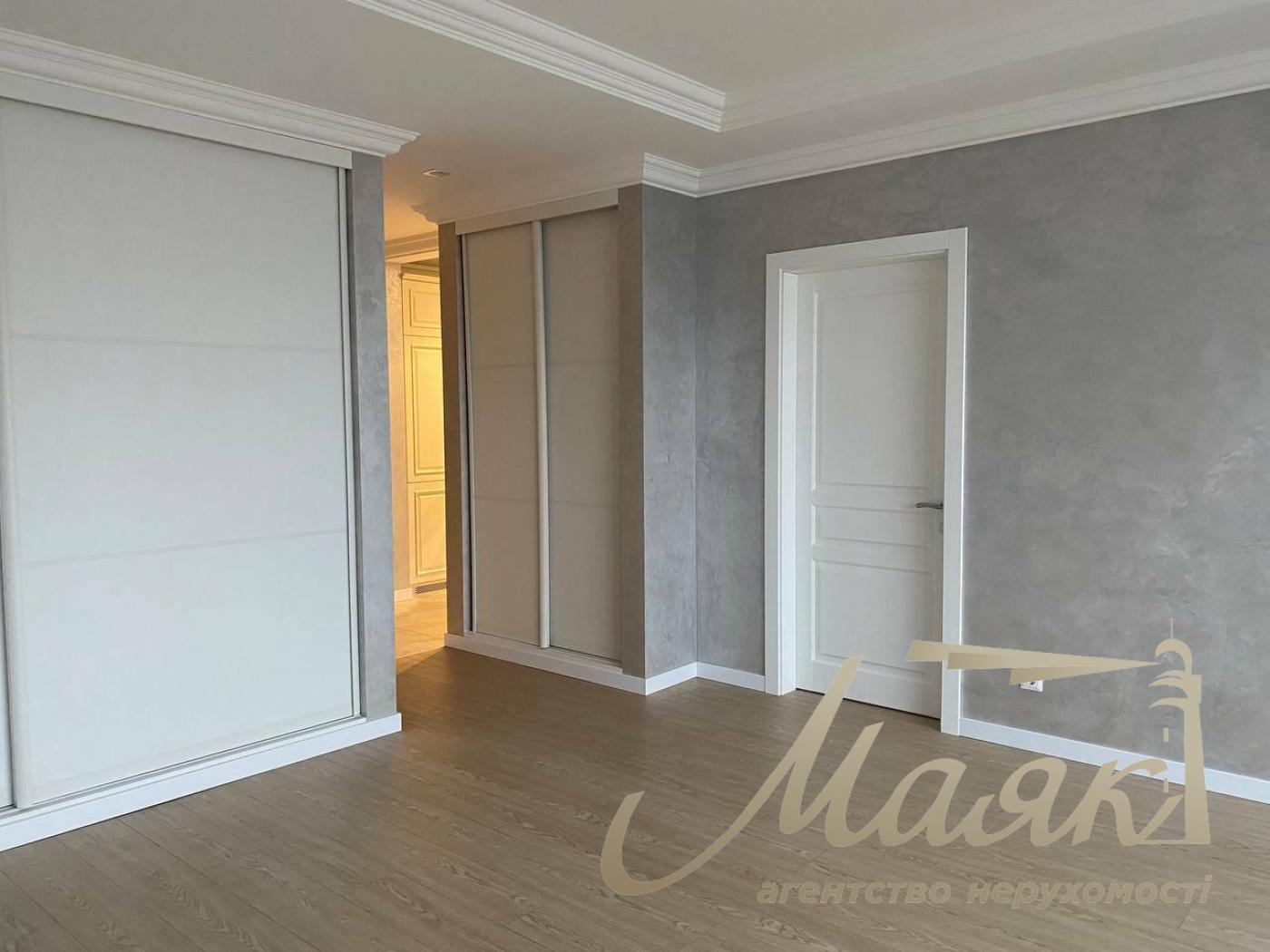 Sale of 2-room apartment in residential complex "Obolon Residences", 61 m2