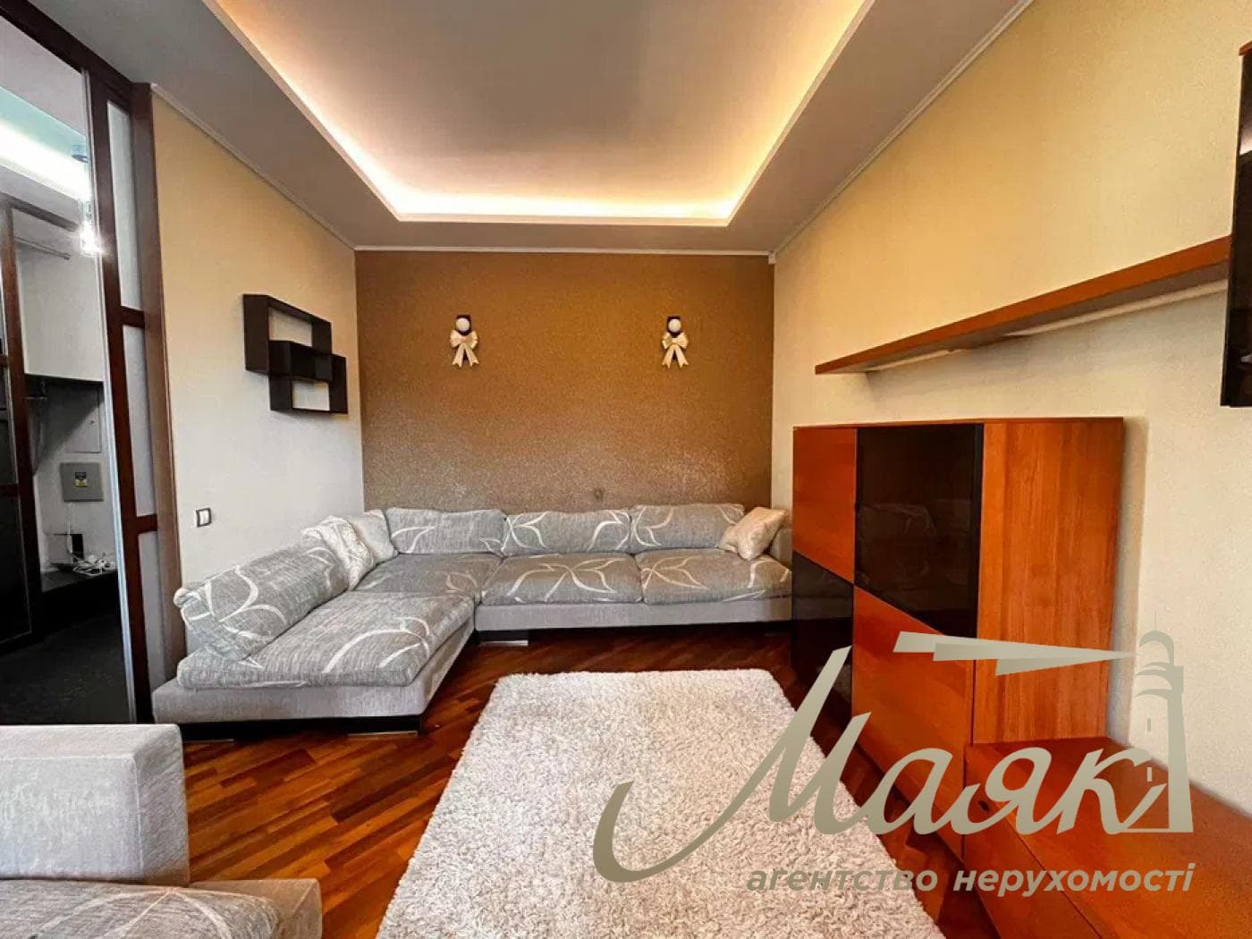 3-Bedroom Apartment for Rent at 6 Ivasyuka Ave., Obolon