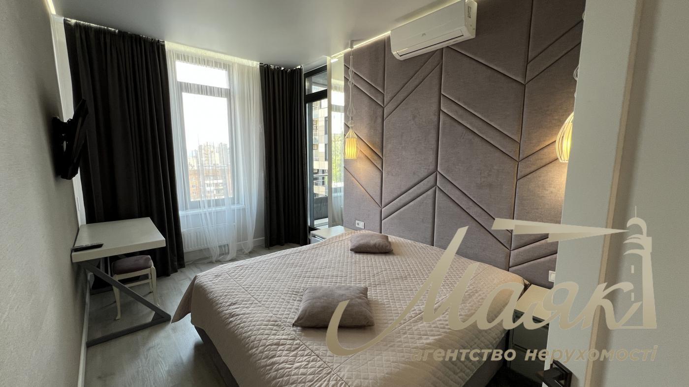Rent 3k apartment 85m2 in elite residential complex Tetris Hall