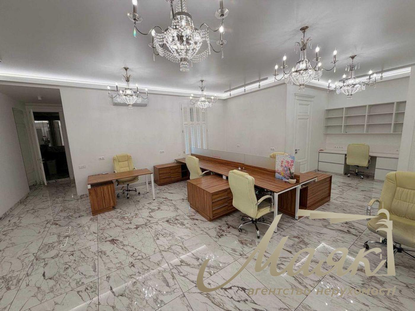 Office for rent 150 sq.m.sq. Shota Rustaveli