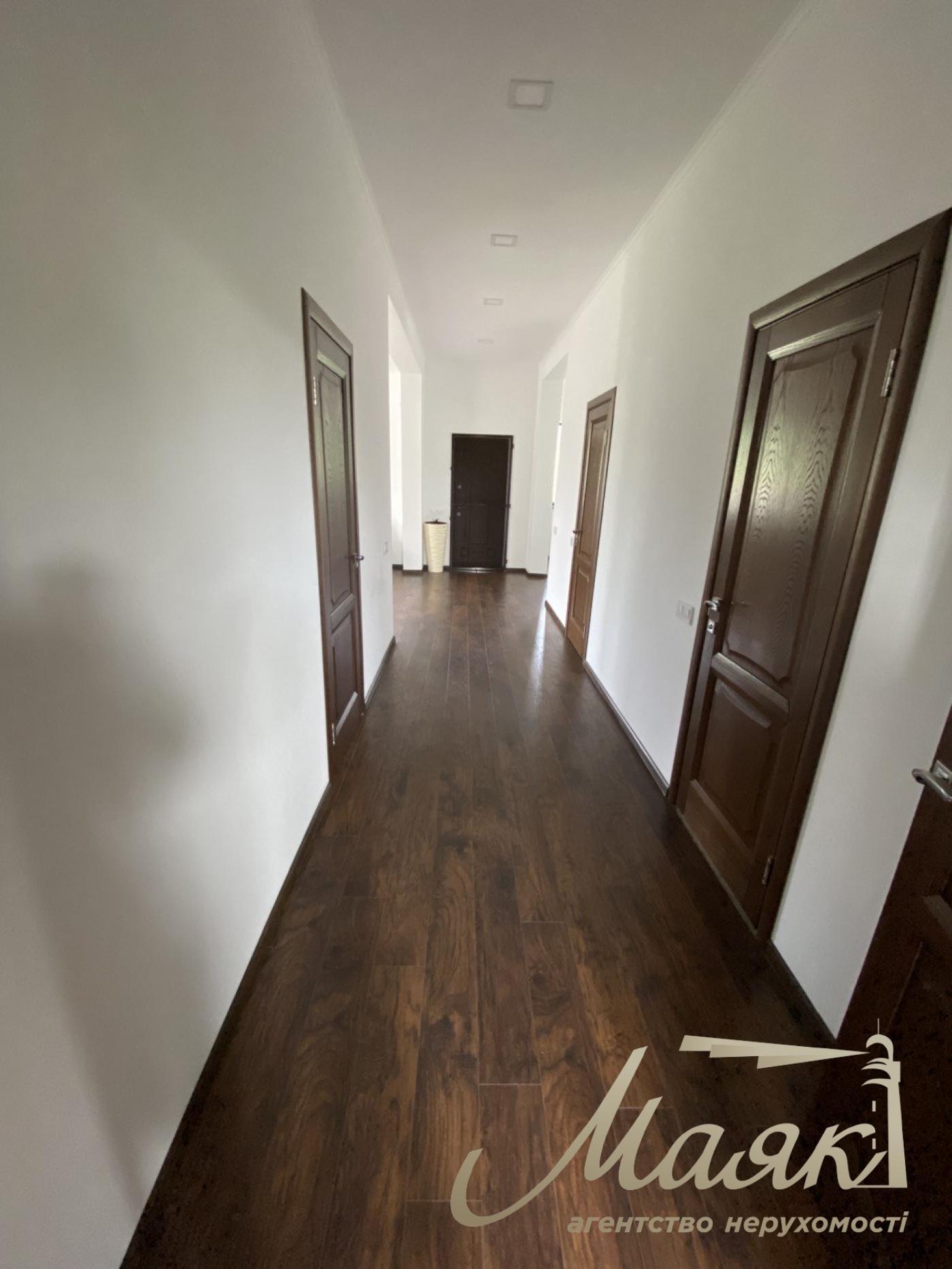 Продаж 2х-поверхового будинку 160м2 в с.Крюківщина