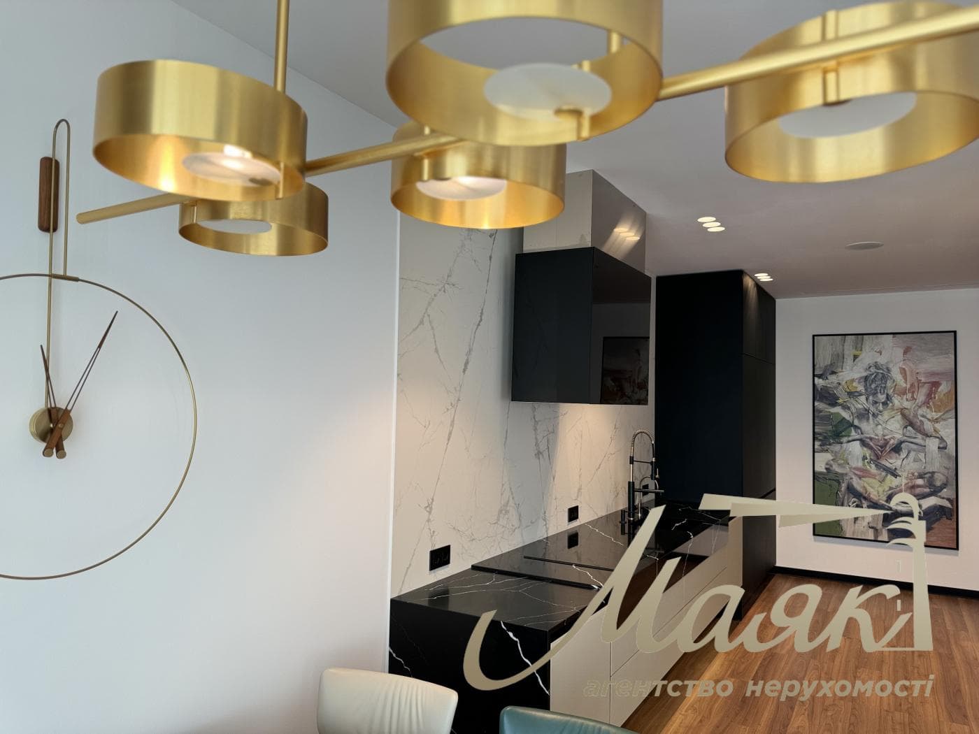 Продажа 3к квартиры 150м2 в ЖК Новопечерские липки, Драгомирова 17, Печерск, Киев