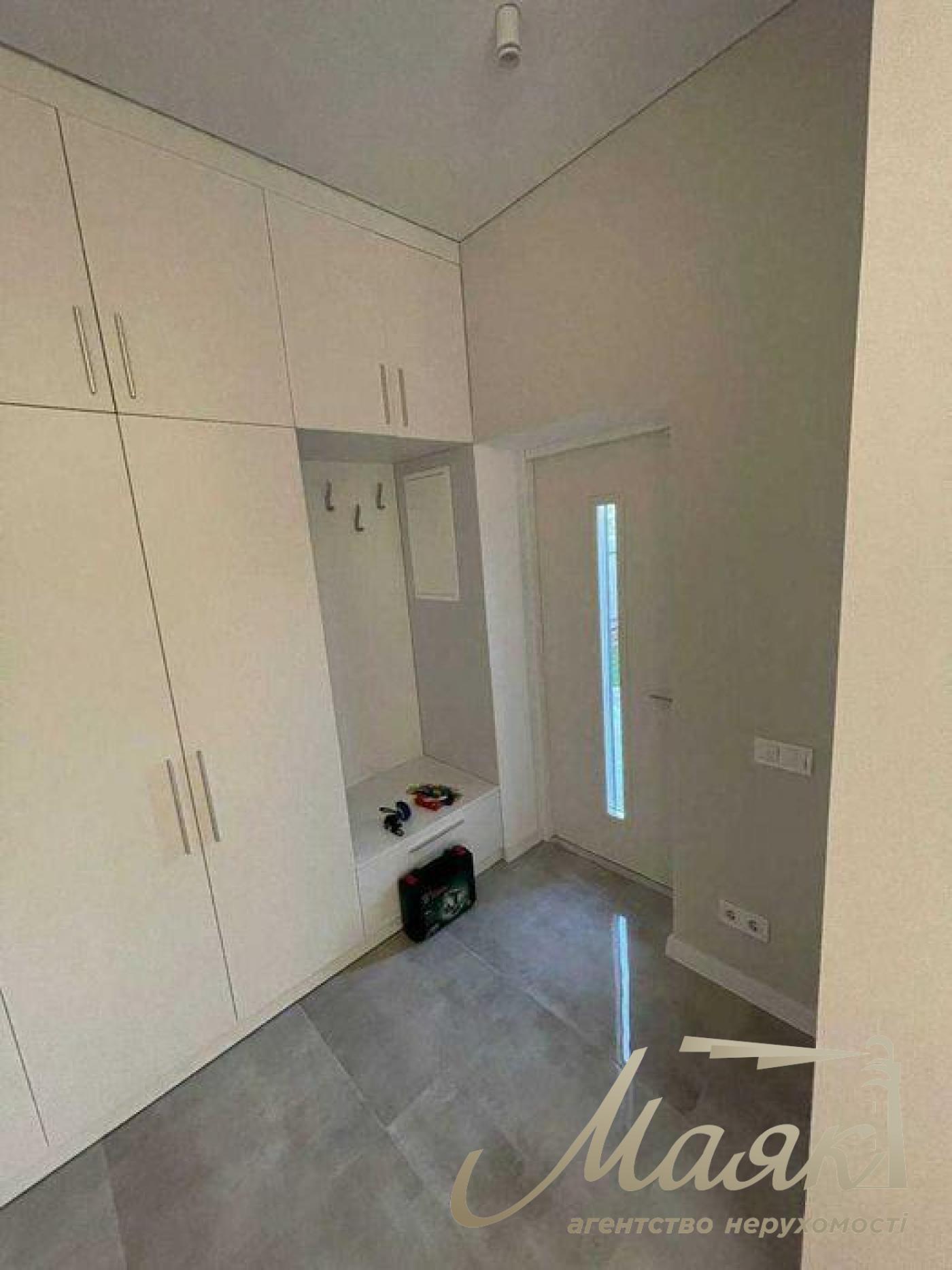 Продаж 2х-поверхового будинку (150м2) с.Гатне