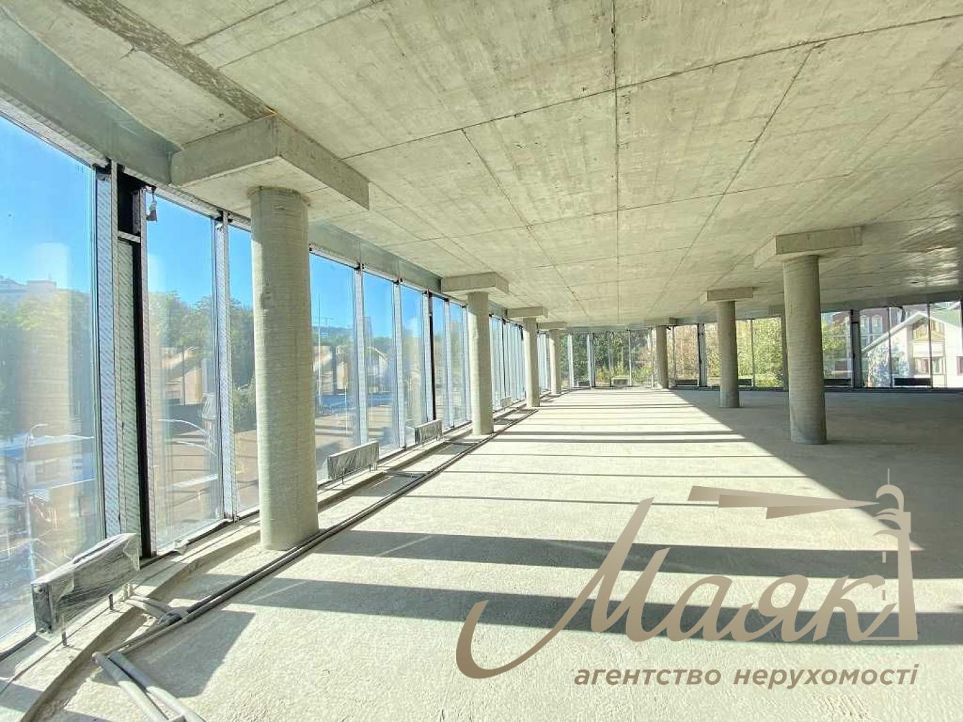 Оренда комерційного приміщення 1000м2 по вул.Протасів Яр 10, Олімпійська.