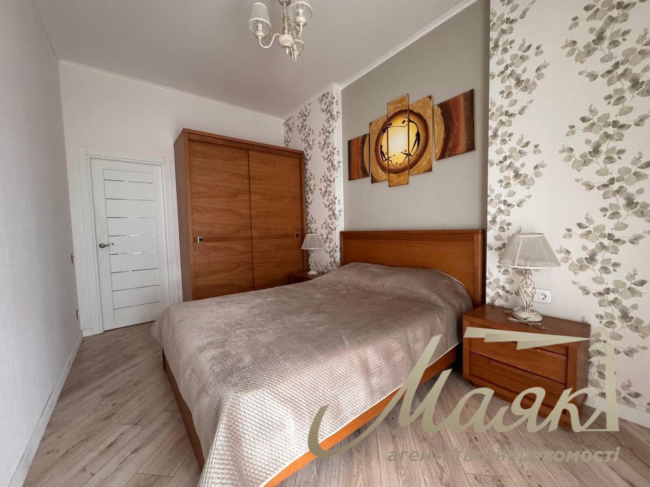 Оренда 2-кімнатної квартири, вул. Саперне Поле 14/55, Центр