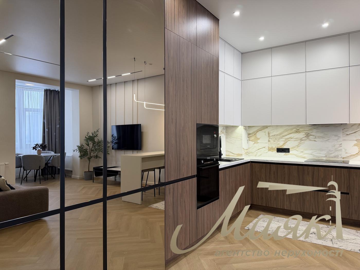 Оренда 3-кімнатної квартири 91м2 у ЖК "Фундуклеївський", Центр Києва, вул. Богдана Хмельницького, 58А.