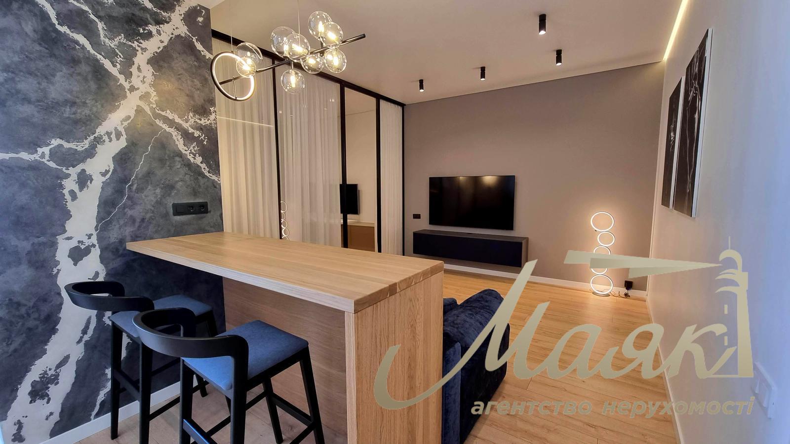 Оренда сучасної студії 60м2 у ЖК "Новопечерські Липки" Андрія Верхогляда/Драгомирова 17, Печерський район, Київ.