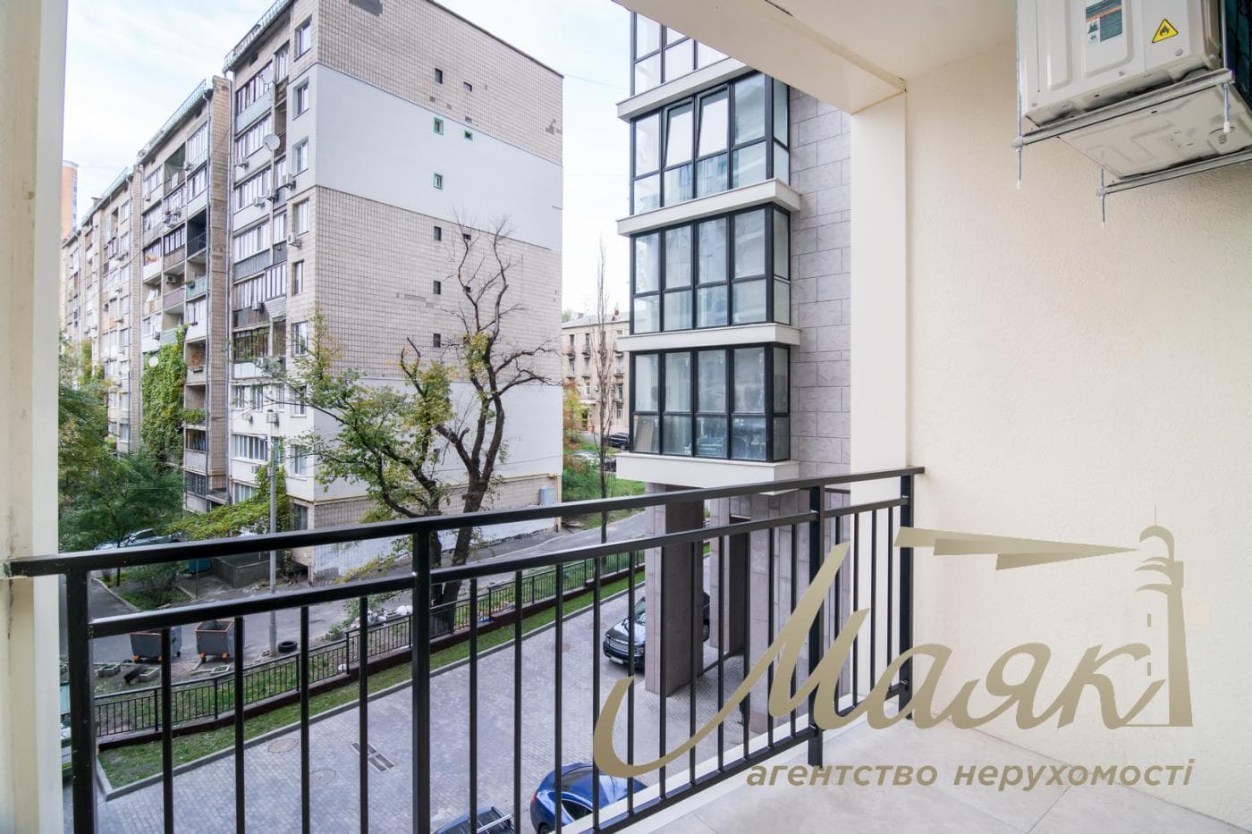 Оренда офісу площею 280 м² у ЖК «Кардінал», вул. Тютюнника, 28-А, Печерський район.
