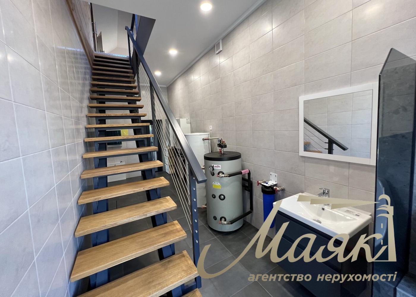 Продаж 1 поверхового будинку 400м2, Козин