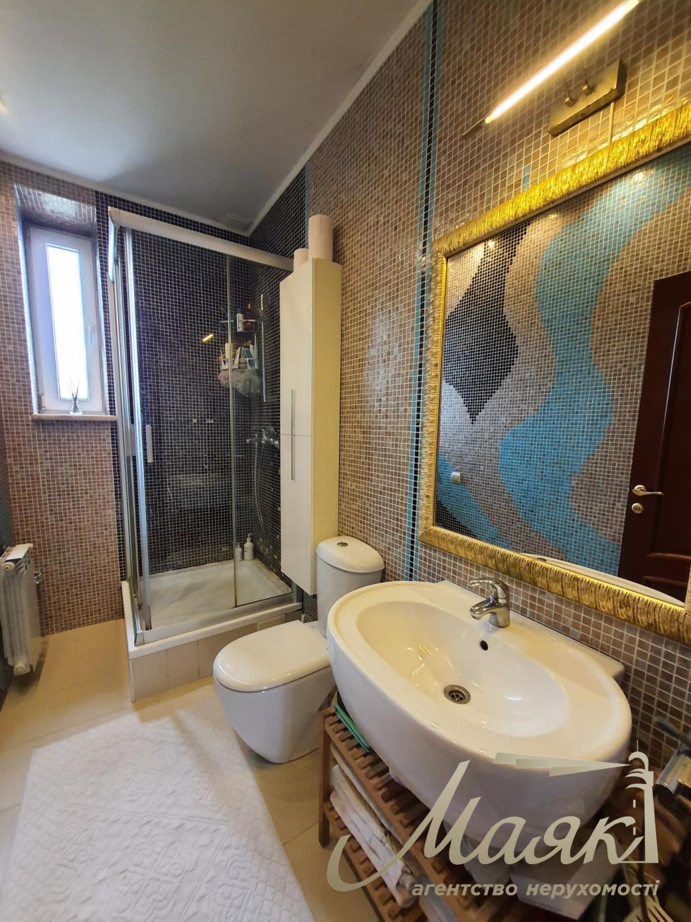 Продаж будинку 550м2 у с. Крюківщина, під Києвом