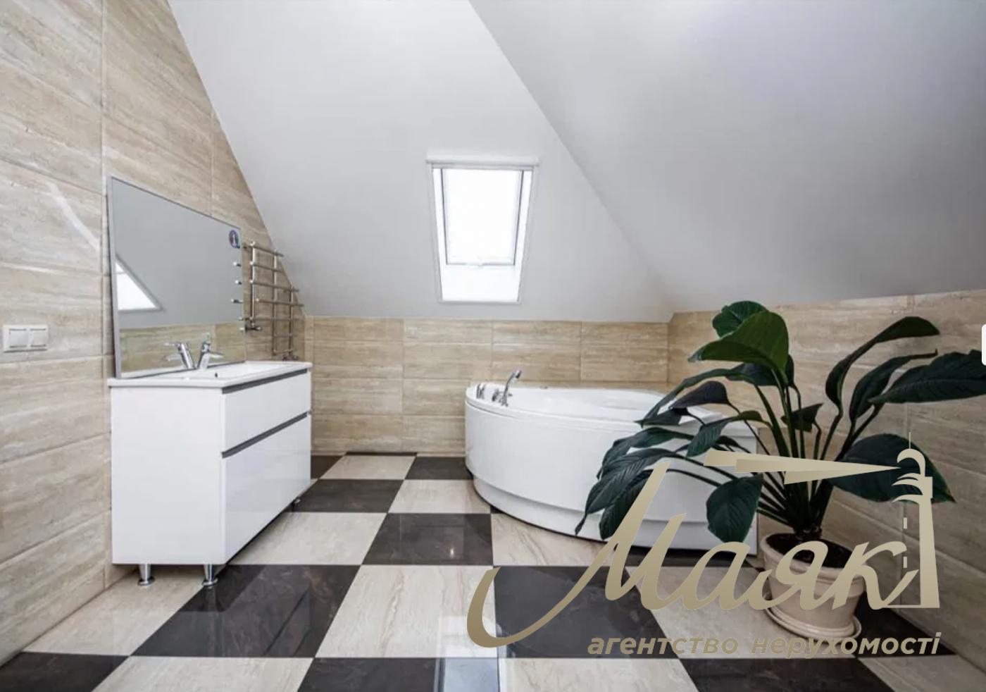 Продажа 2х-этажного дома 250м2 в с.Новоселки, Вышгородский район