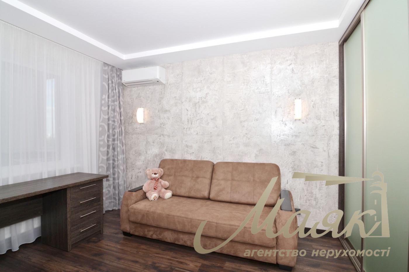 Продажа 4к квартиры ЖК Лазурный Блюз, ул. Туманяна, Русановка