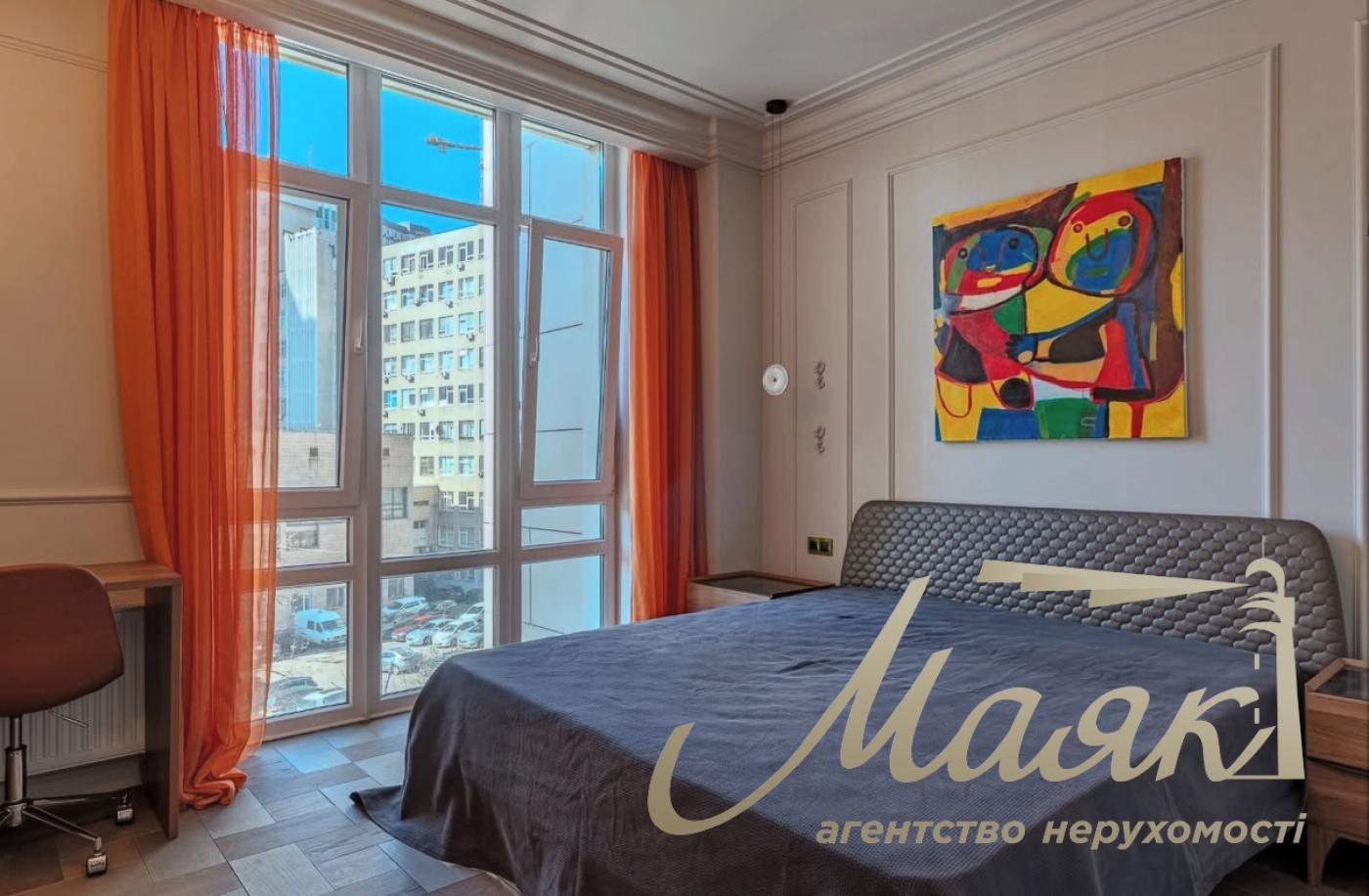 Business class apartment for sale 127 m² in Residential Complex Boulevard of Fountains, Kiev