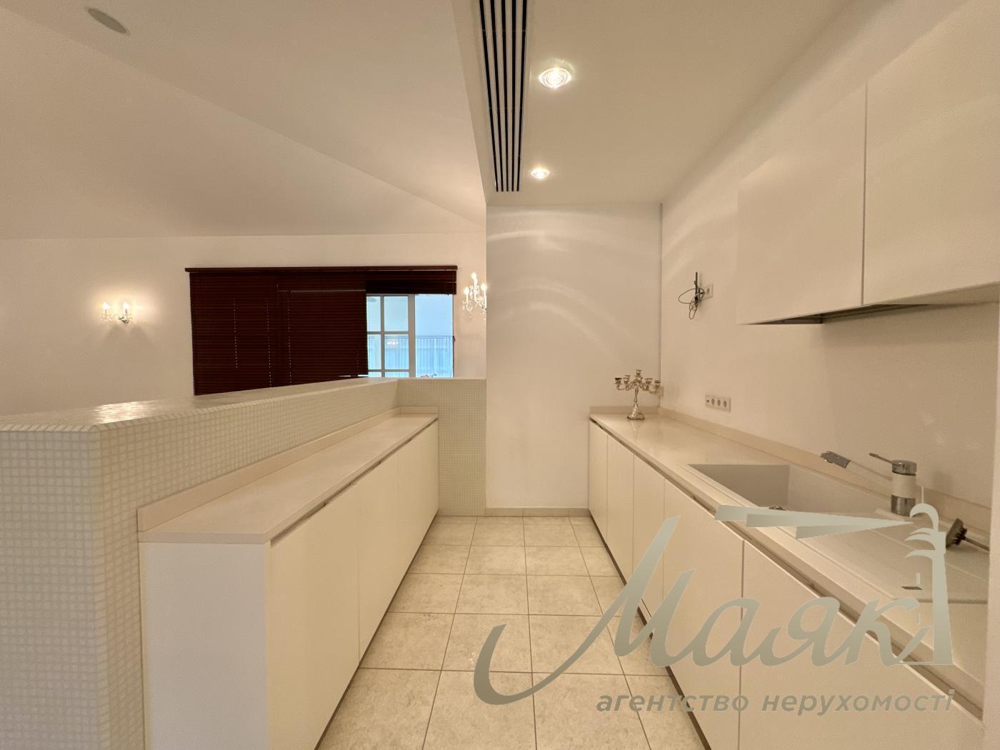 Sale of a house with access to the Dnieper, Damba, Koncha-Zaspa, Kozin