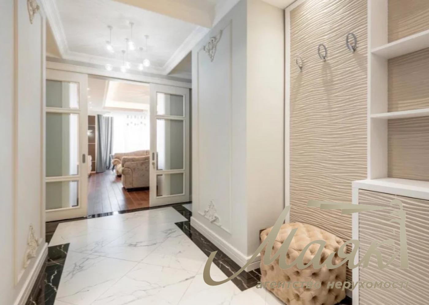 Rent 3-room apartment residential complex Lipska Vezha st. Institutskaya 18a