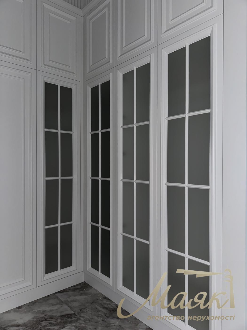 Clinic for sale in LCD French Quarter 2, Predslavynska street, Center, Kiev