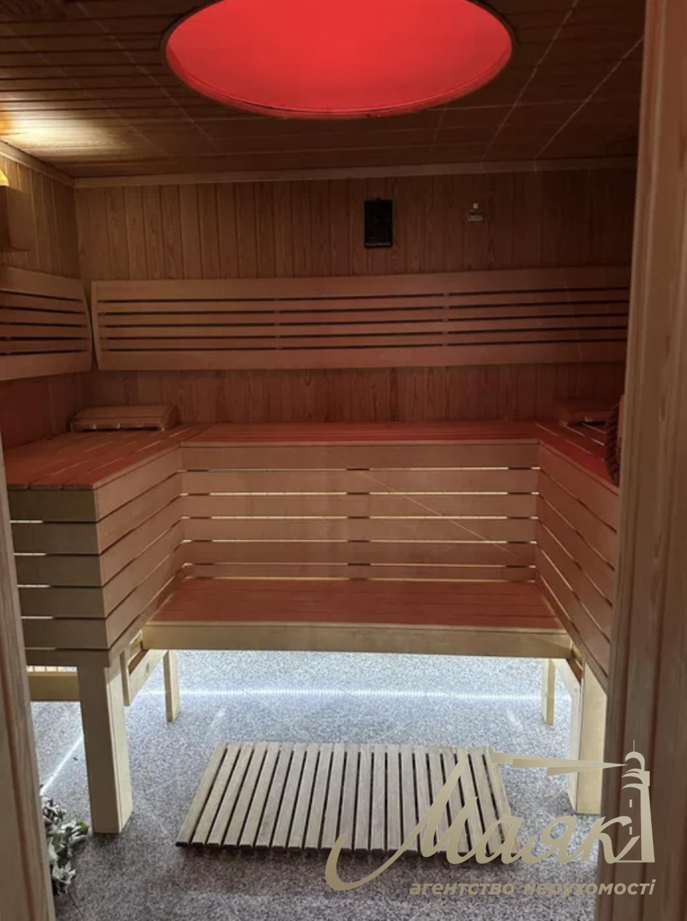 Оренда затишного будинку площею 560 кв.м у с.Козин (Конча-Заспа).