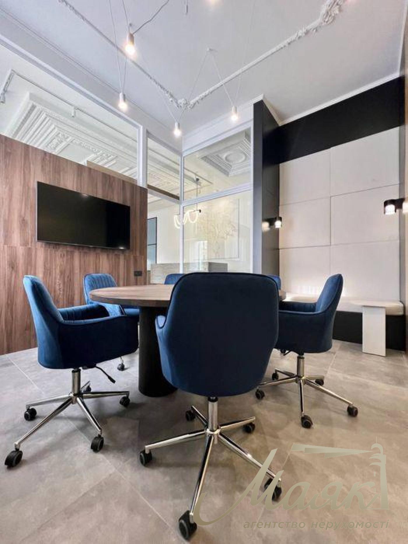 Оренда офісу, вул. Хмельницького Богдана, Центр, Київ