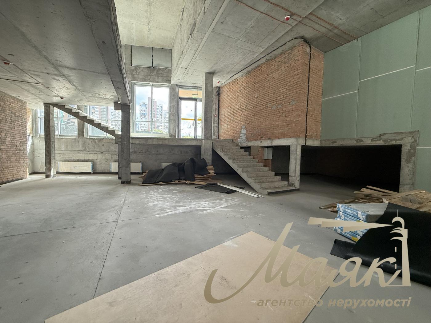 Оренда фасадного приміщення ЖК Трініті вул. Тютюнника,