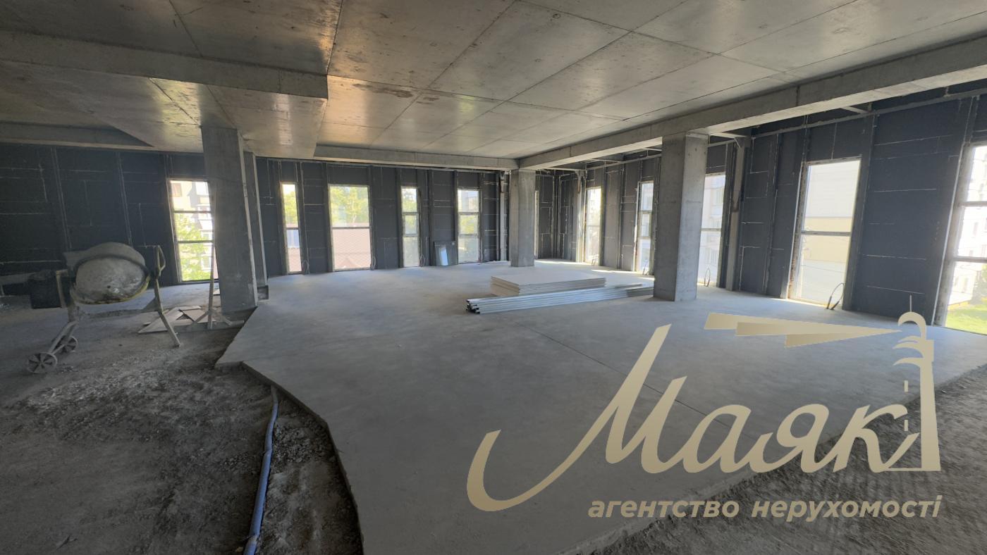 Office for rent 560 m2 on Grigory Kochura str., Solomensky district.