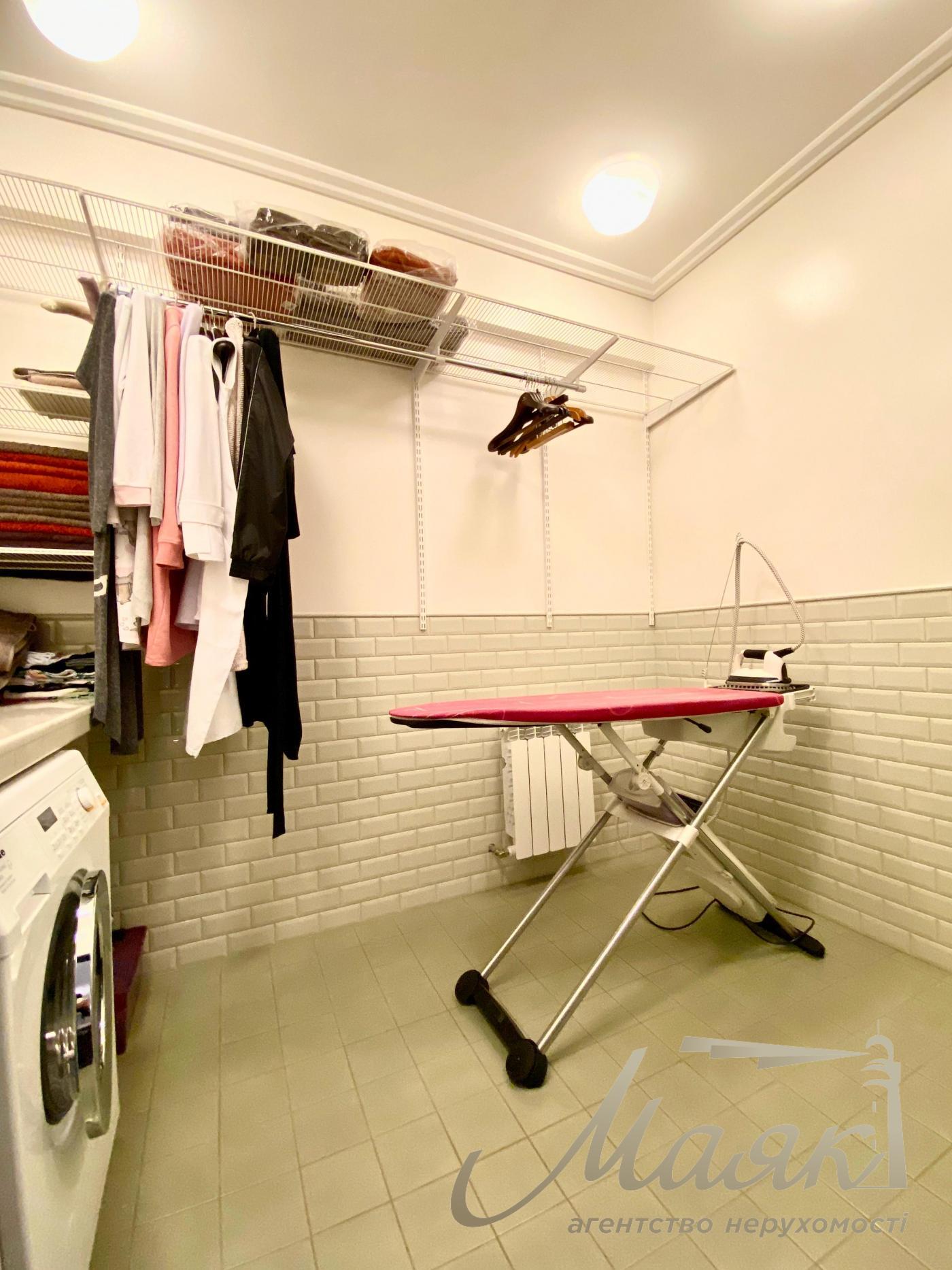 Продаж пентхауса 355м2, вул. Срібнокільська, 12, Позняки