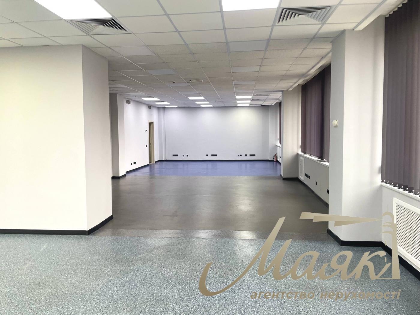 Оренда офісу 620м2 на Печерську вулиця Лєскова 9 біля метро Печерська