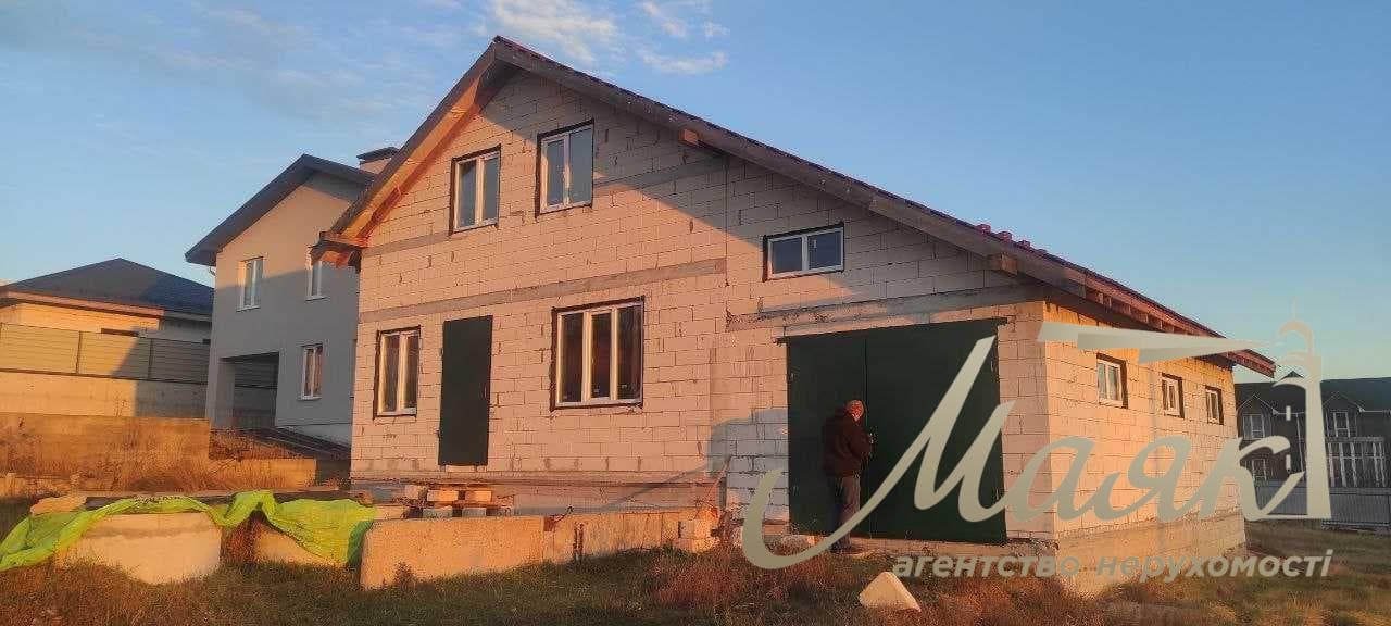 For sale house 160m2 in village Hotov, 5 km from Kiev, Kiev region, Obukhiv direction.