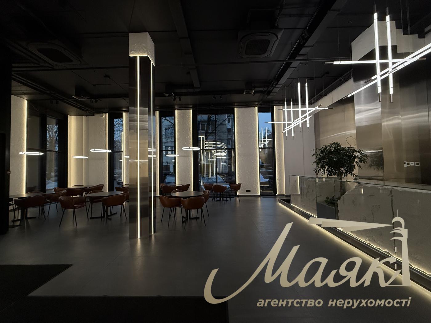 Office for rent 800 m2, BC Gloria Park, Goloseevo