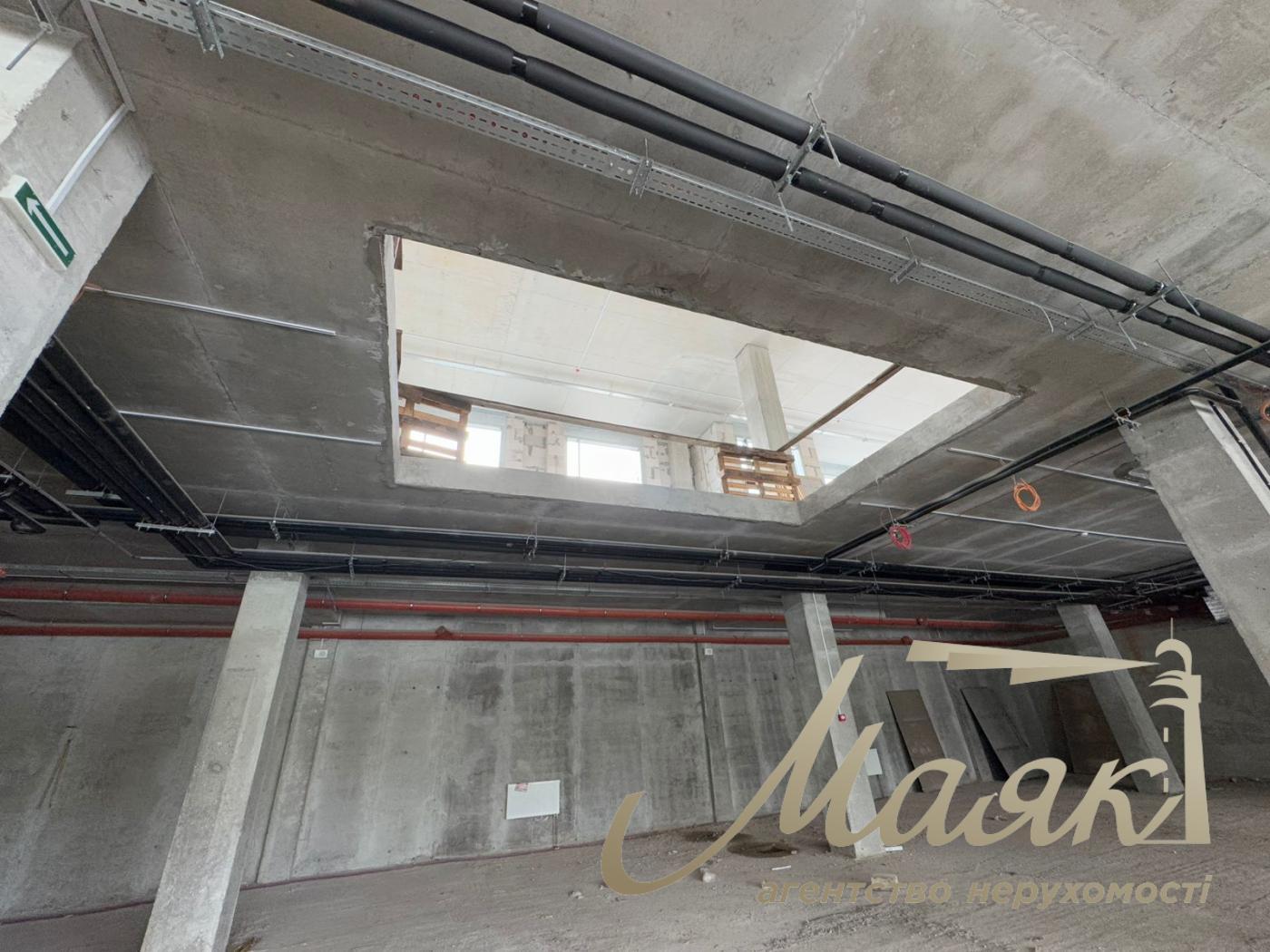 Rent a facade of 700m2 for a restaurant, Bridge, Slavutich