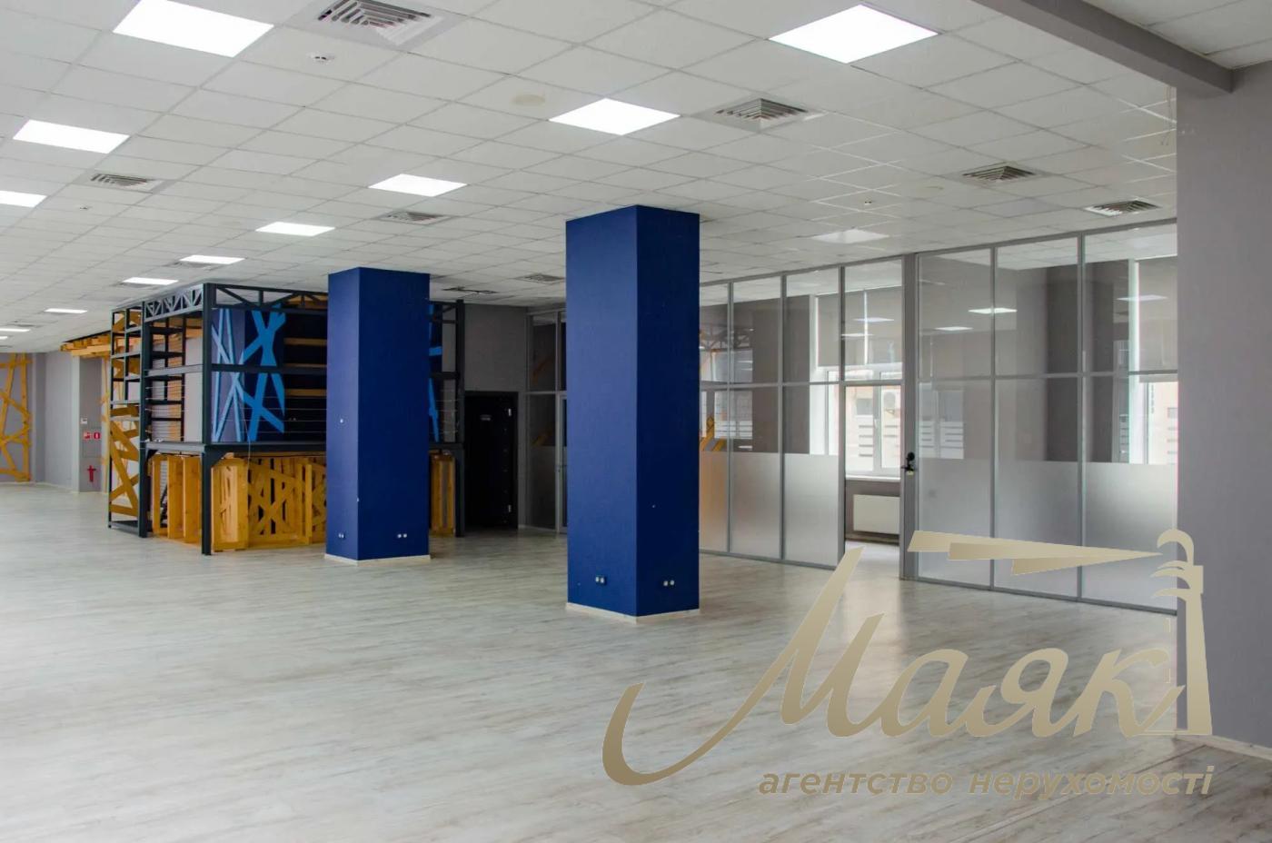 Аренда офиса 588м2 в бизнес-центре Victoria Park, пер. Ахтырский, Киев