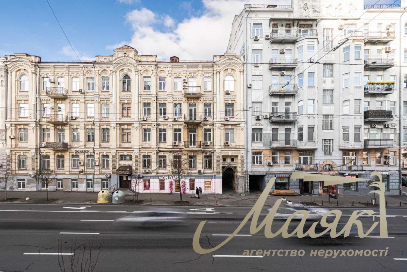 Продаж офісу в центрі, вул. Саксаганського