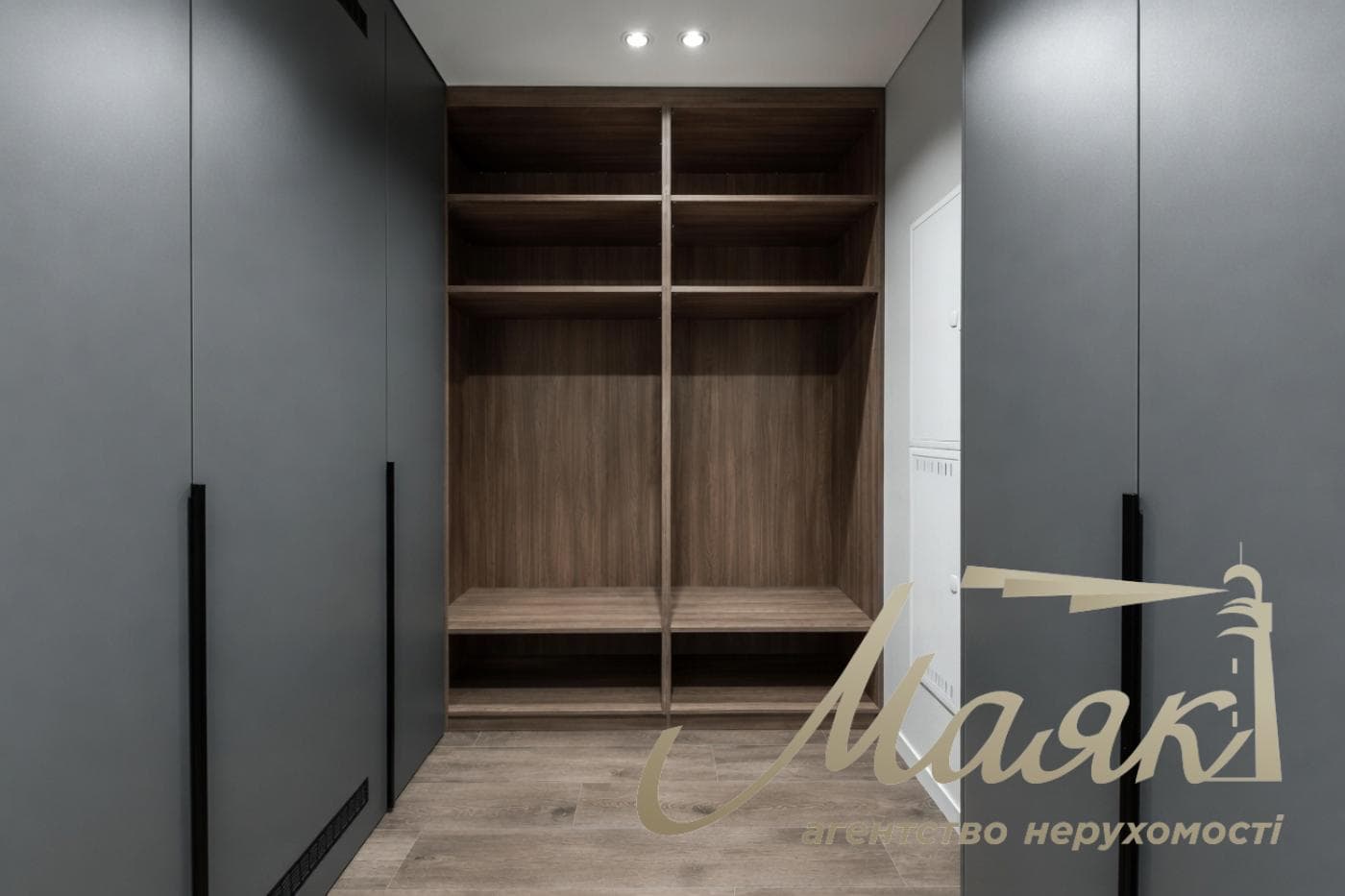 Оренда 4-кімнатної квартири в ЖК "Новопечерські Липки", 132м², вул. Андрія Верхогляда 19-А, Київ