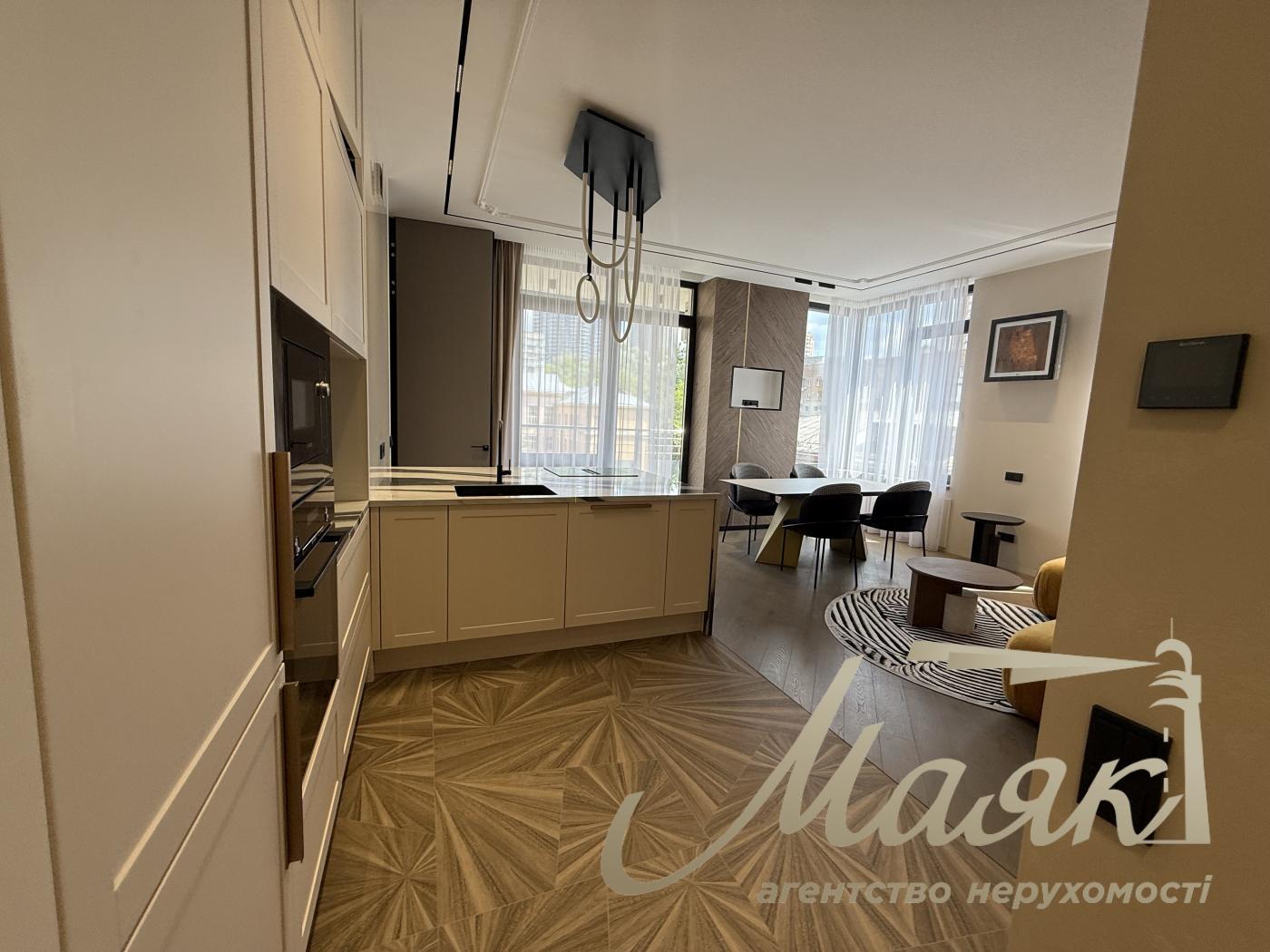 Продаж квартири в ЖК Tetris Hall, вул. Федорова 2А