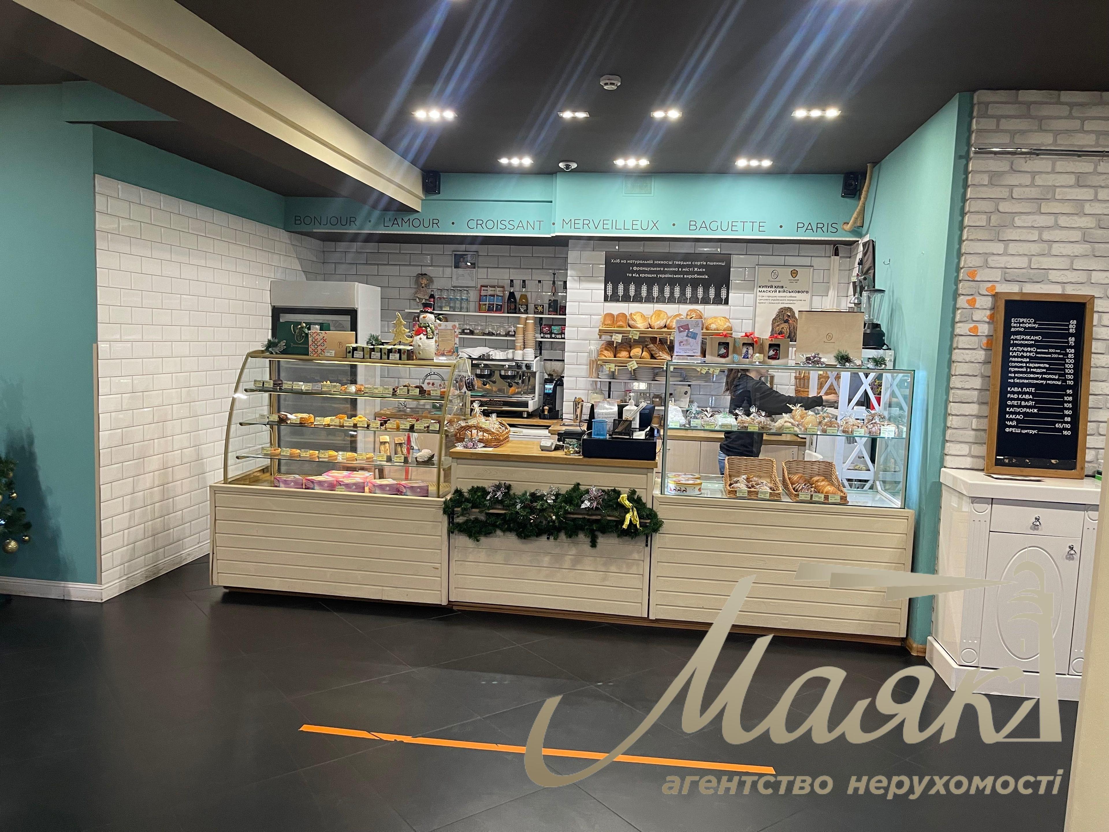 Оренда комерційного приміщення по вул. Анни Ахматової 32/18, біля River Mall