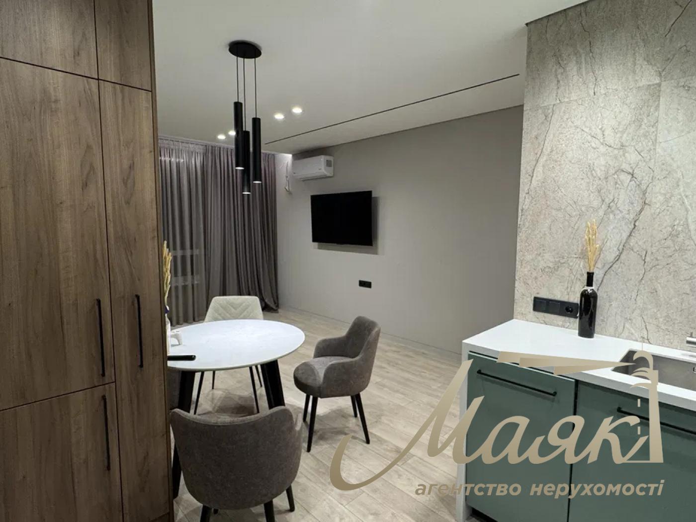 Оренда 2к квартири 85 м, ЖК Республіка, Голосіївський район