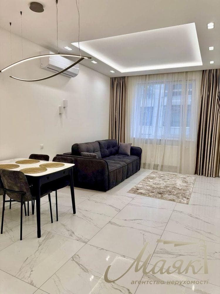 Продажа 3-комнатной квартиры 100м2 ЖК Delmar Печерский