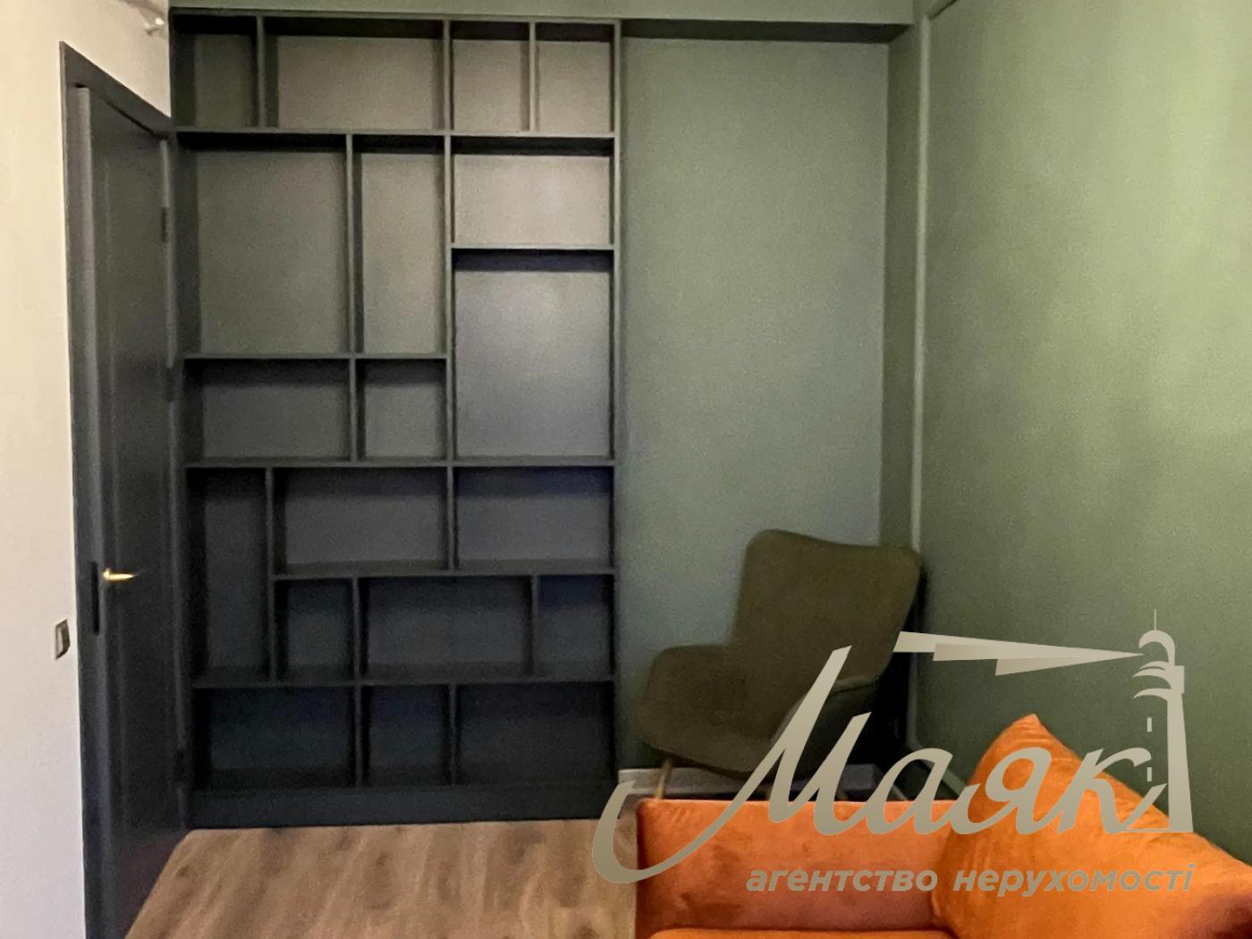 Rent 3-room apartment 75 m², Lutheranskaya street, Center