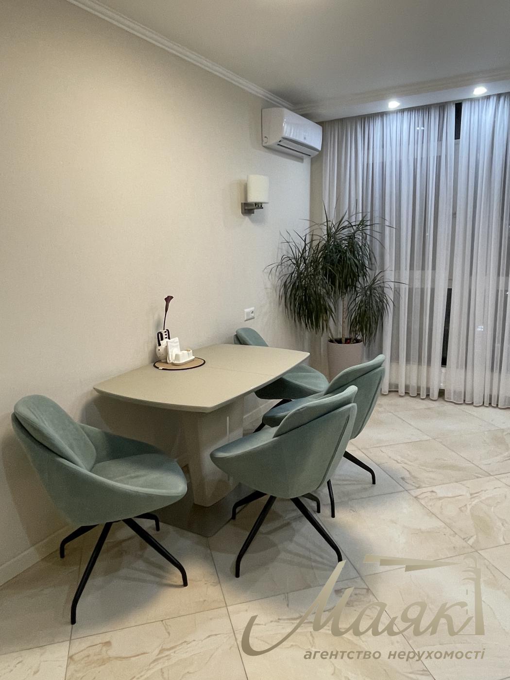 Оренда 3-кімнатної квартири ЖК Французький Квартал 2 вул. Джона Маккейна 3а